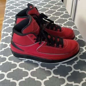 Air Jordan 2 red limited
